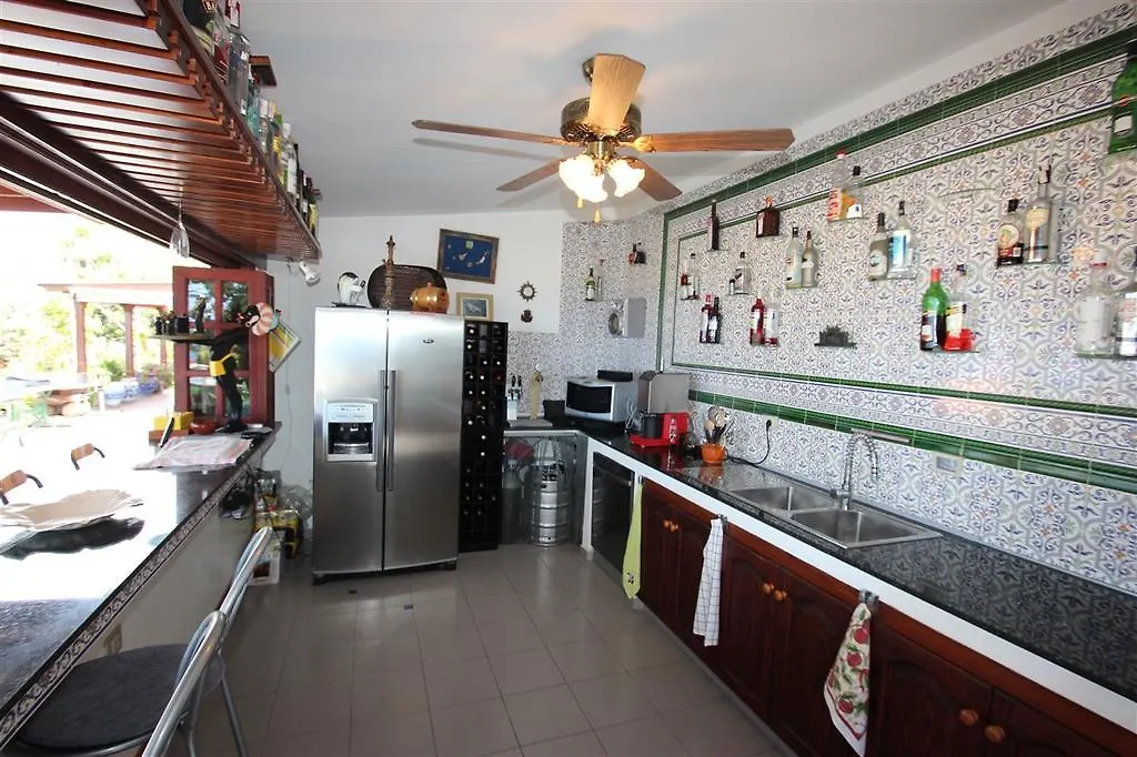 بيت للعطل Casa Flores Finca Alcala