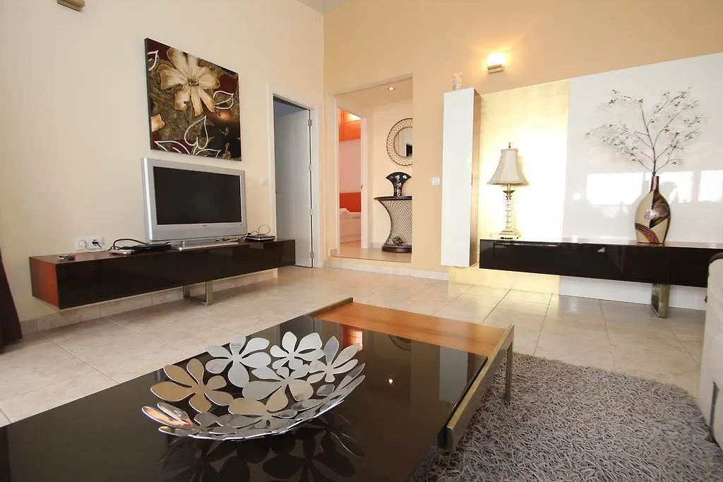 Casa Flores Finca Alcala بيت للعطل